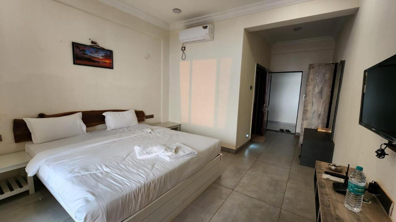 Coastal Bay Beach Resort Harnai Zewnętrze zdjęcie