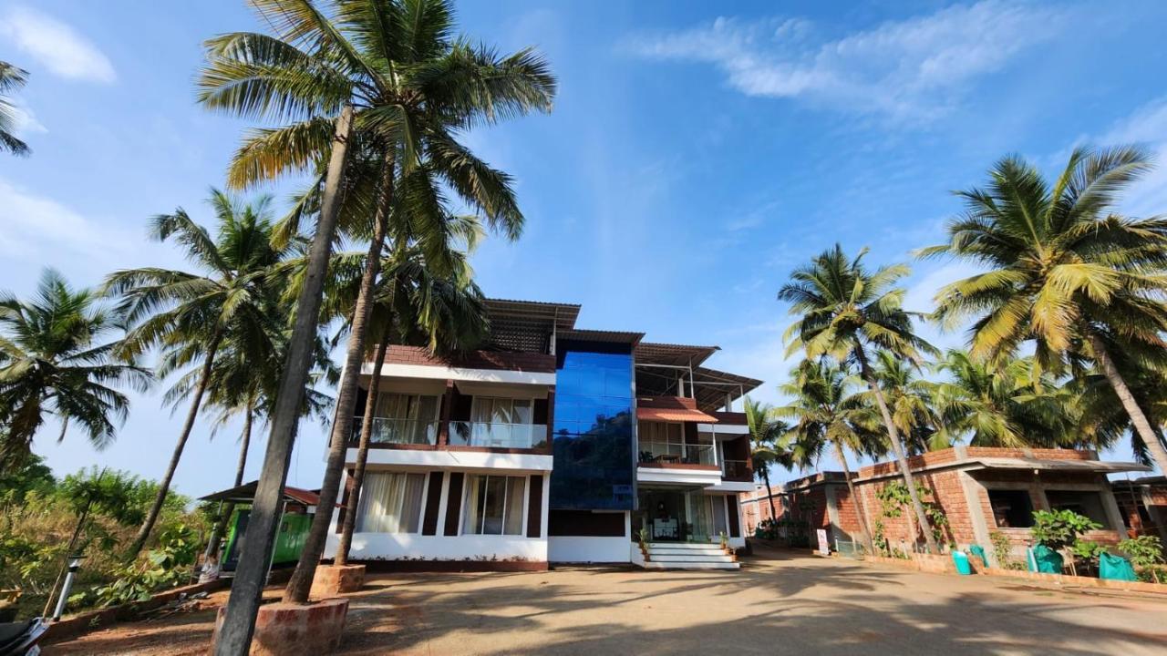 Coastal Bay Beach Resort Harnai Zewnętrze zdjęcie