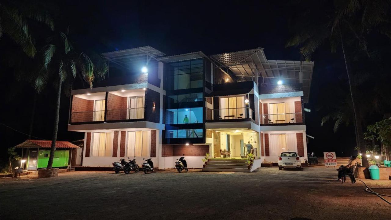 Coastal Bay Beach Resort Harnai Zewnętrze zdjęcie